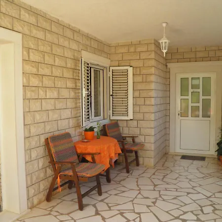 Mirca 2838b Appartement *